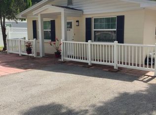 4742 17th St, Zephyrhills, FL 33542