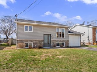 95 7th Ave, Arnprior, ON K7S 3S8