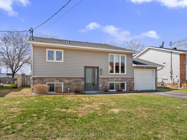 95 7th Ave, Arnprior, ON K7S 3S8