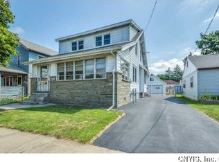 216 Wayland Rd, Syracuse, NY 13208