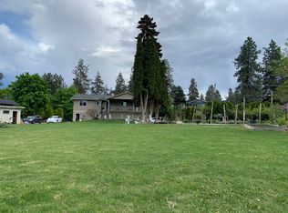 2662 Longhill Rd, Kelowna, BC V1V 2G5
