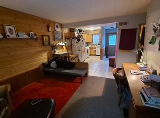 1127 Raymond Ave, Saint Paul, MN 55108