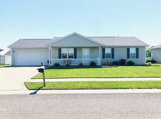 13032 Koch Ln, Breese, IL 62230