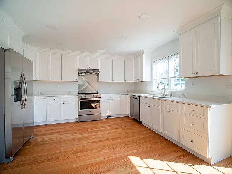 44 Mettler St #A — Photo 8