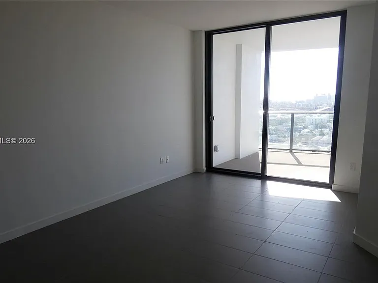 1600 NE 1st Ave #1815 — Photo 8