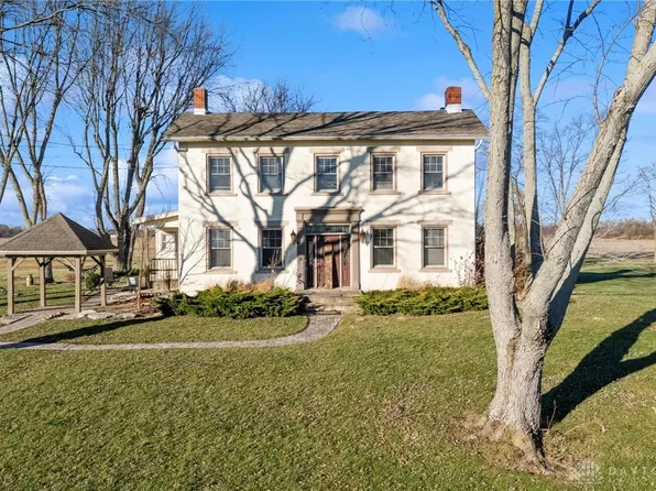 8153 Fred Garland Rd, Englewood, OH 45322