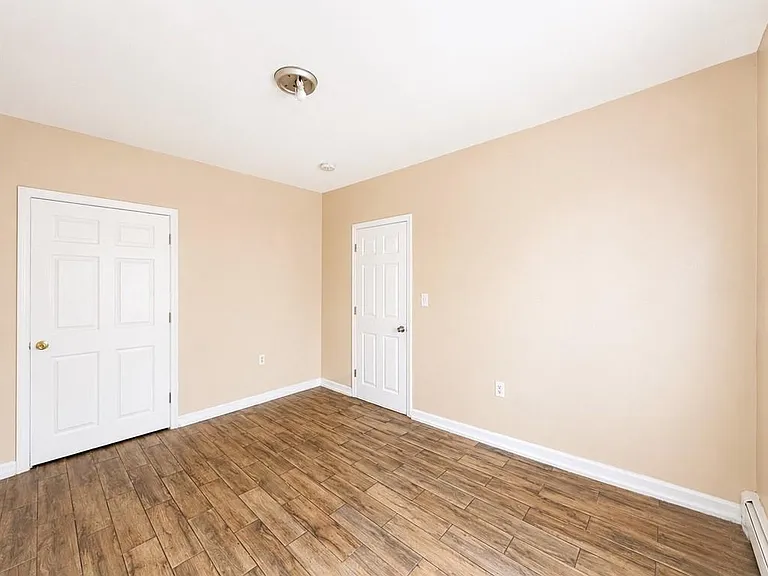 6 Bloomingdale Ave #1 — Photo 9