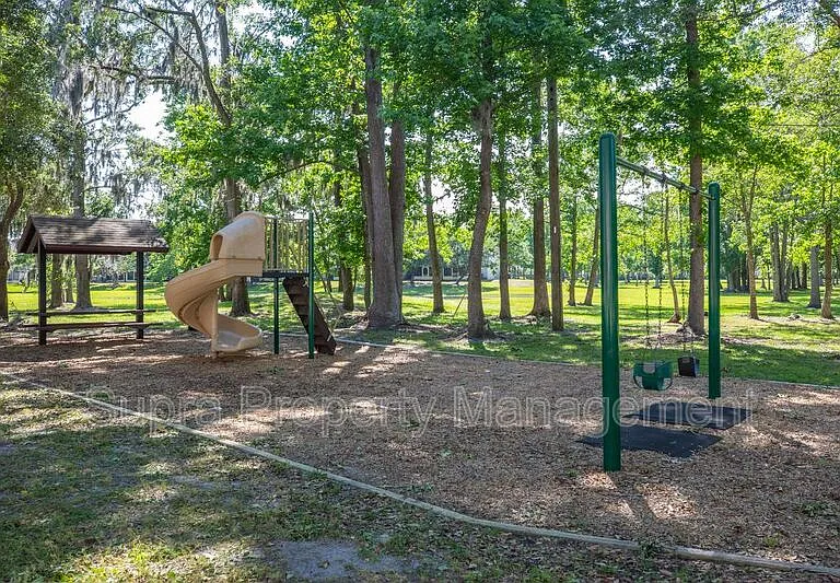 11657 Hickory Oak Dr — Photo 26