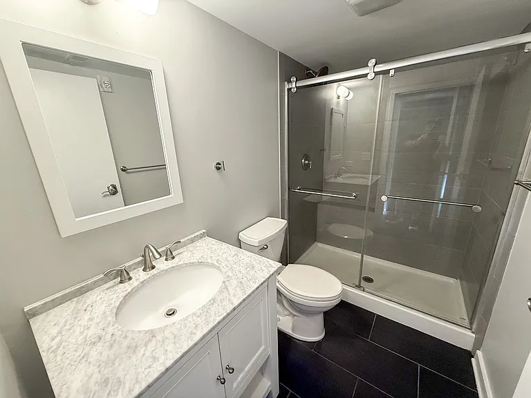 409-415 South Blvd. — Photo 7