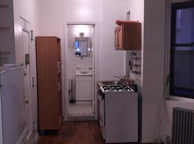 97 E 7th St, New York, NY