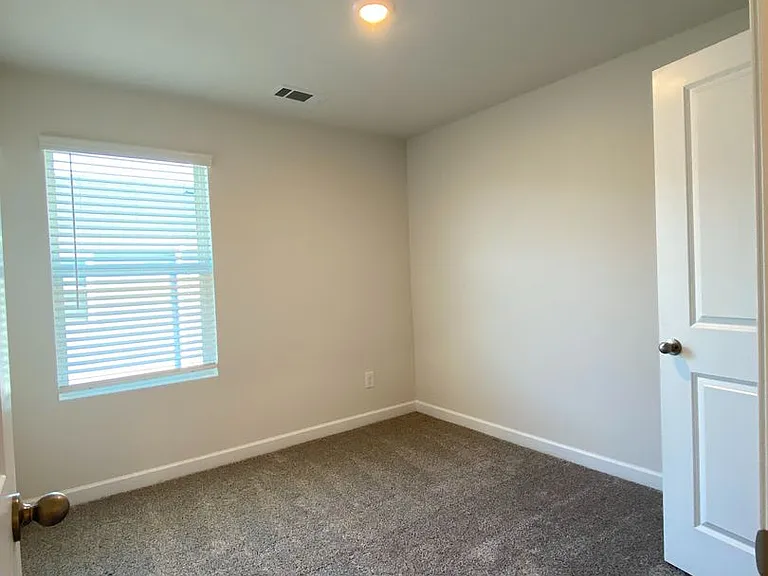 2031 Tears Ln — Photo 25