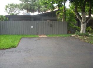 9348 SW 132nd St, Miami, FL 33176