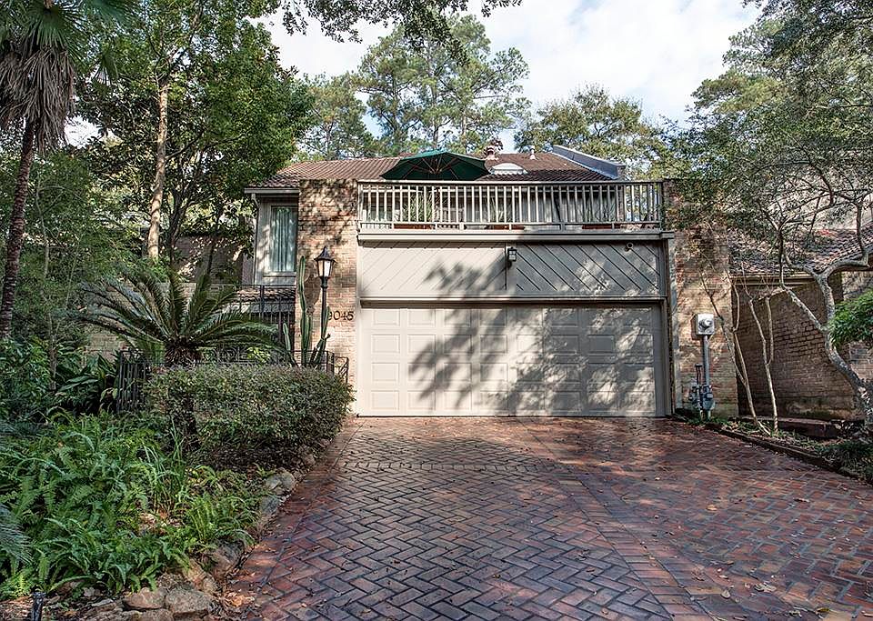 1st image of 9045 Briar Forest Dr