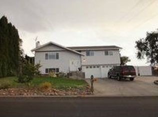 1004 Hemlock Dr, Lewiston, ID 83501