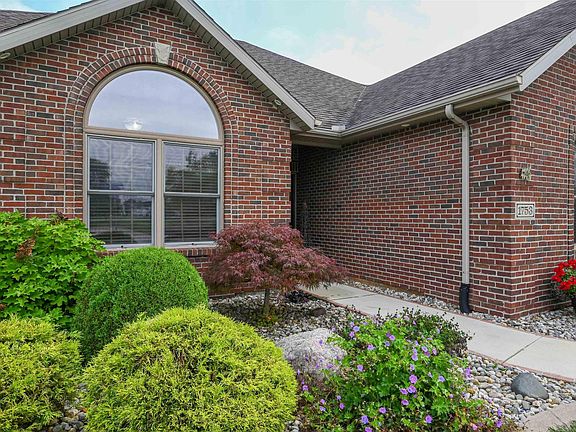 4th image of 1753 Hunters Cove Cir