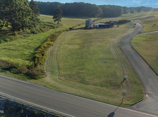 261 Garden Ln, Loudon, TN 37774