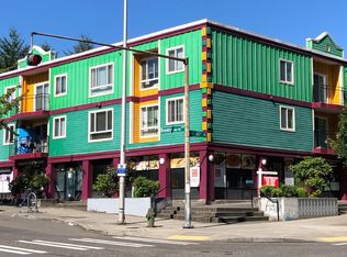 Brooklyn Plaza, Seattle, WA 98105