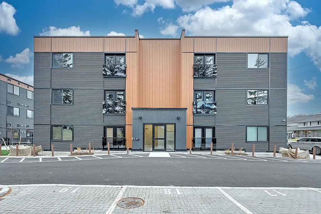 2 bed, $2,300 — Photo 1