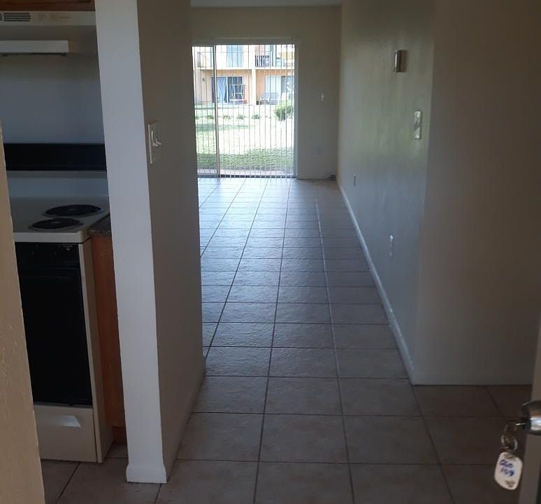 1st image of 660 NW 177th St