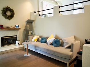 127 E Court Ln, Foster City, CA 94404