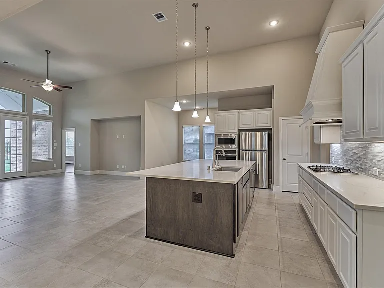 20911 Velvet Wing Dr — Photo 21