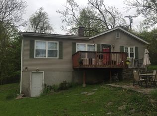 8 Crestwood Trl, Monroe, NY 10950