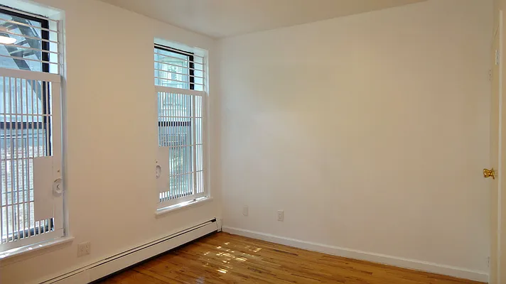 Rented by RC REAL ESTATE OF NEW YORK | media 31