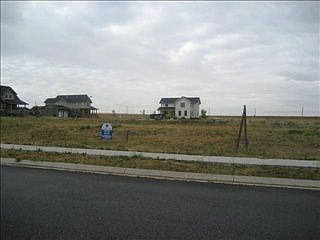 2nd image of 3321 Blackbird Dr