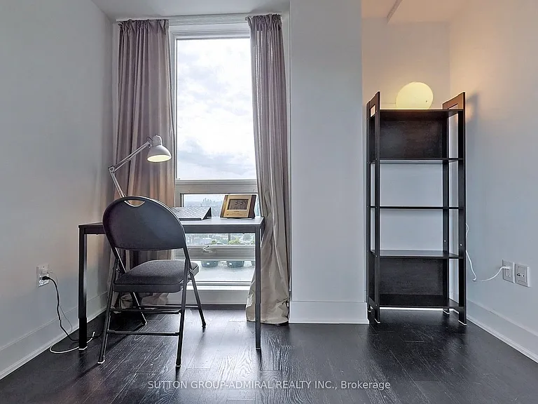 955 Bay St #3306 — Photo 19