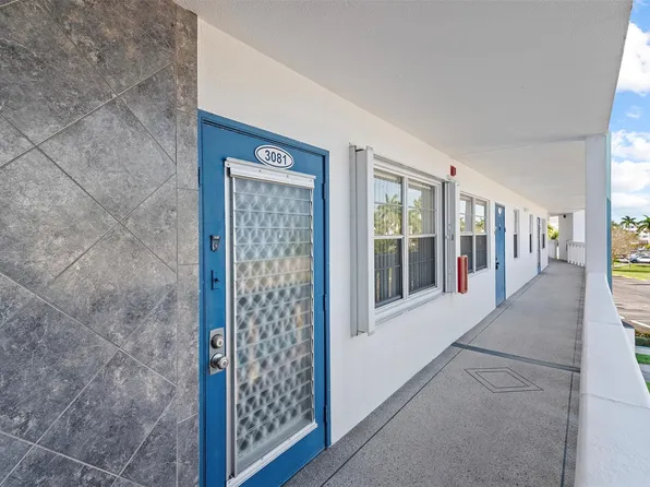 3081 Exeter #3081, Boca Raton, FL 33434
