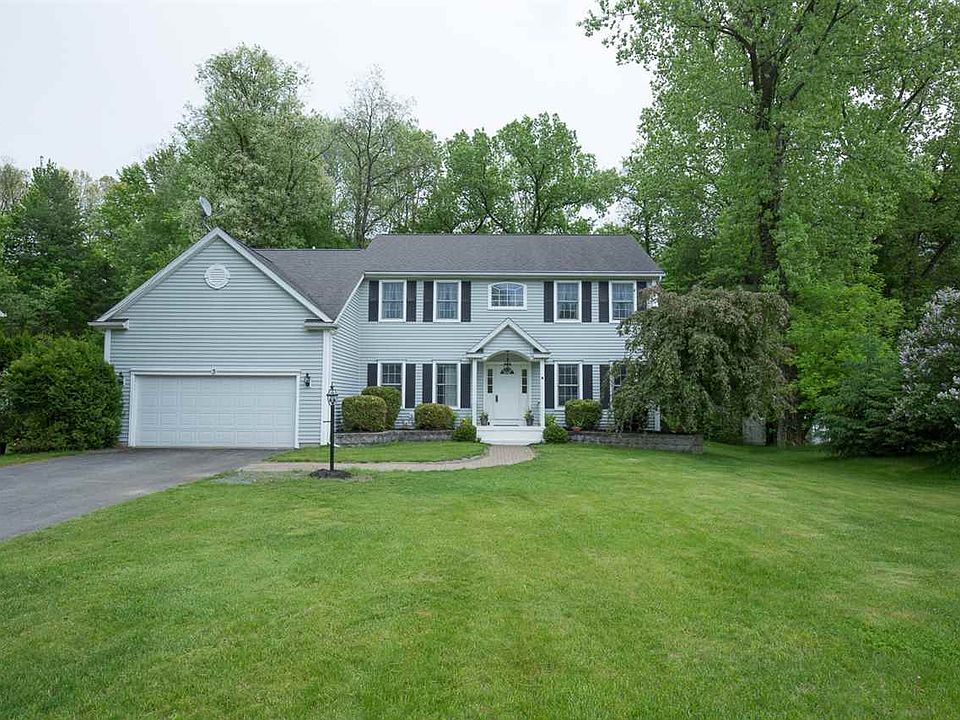 1st image of 3 Knollwood Dr