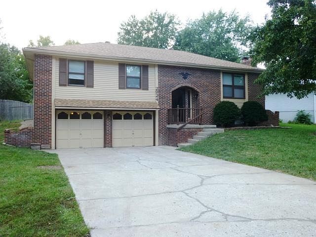 1st image of 2924 Iva Dr