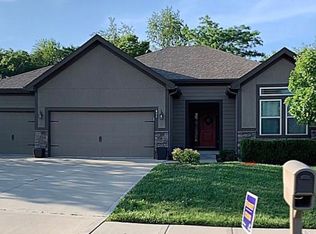 408 Lee Dr, Kearney, MO 64060