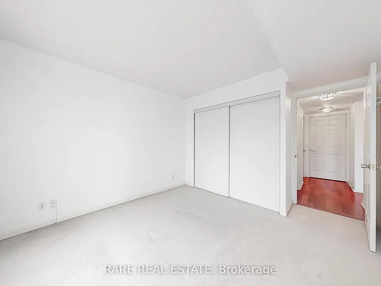 11 Lee Centre Dr #1016 — Photo 16