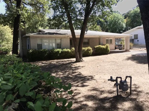 4905 Black Oak Ln, River Oaks, TX 76114