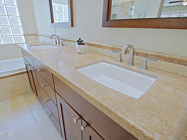 6505 E Night Glow Cir — Photo 27