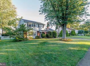 839 Newtown Rd, Warminster, PA 18974