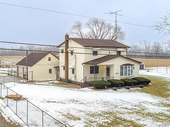 2nd image of 7124 N Jennings Rd