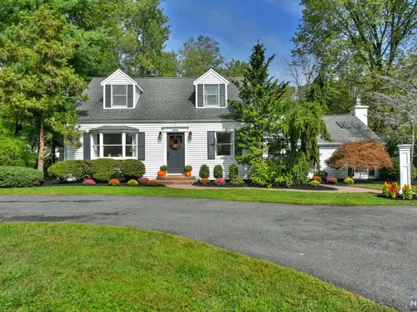 515 Franklin Ave, Wyckoff, NJ 07481