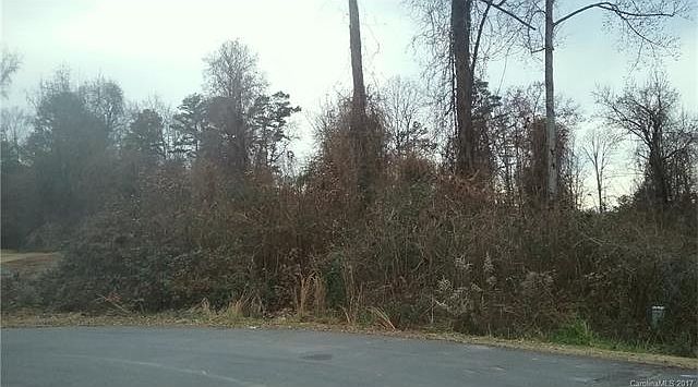 1st image of 717 Virginia Pine Ln #3