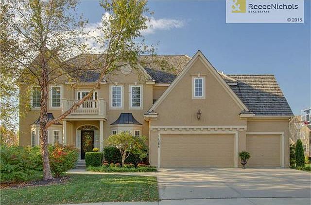 Charming curb appeal located on a culdesac lot