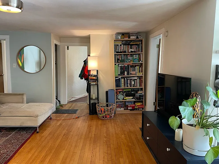 714 W Liberty St #2 — Photo 11