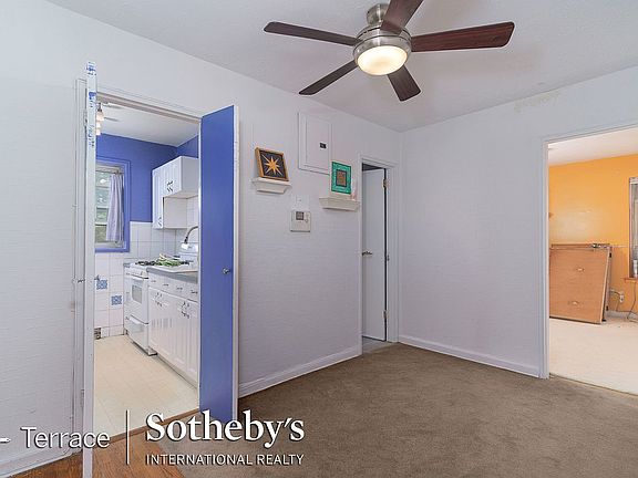 4th image of 25 Burns St APT 4C