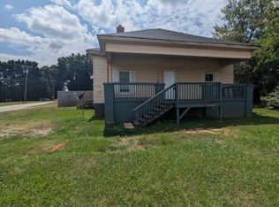 1600 N Rankin Ave, Newton, NC 28658