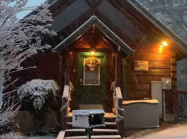 504 Chickasaw Gap Way, Pigeon Forge, TN 37863