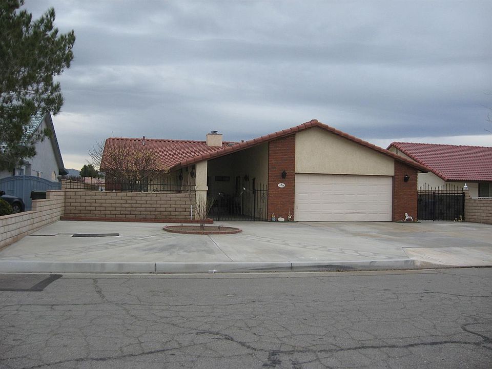 1st image of 14449 Hurricane Ln