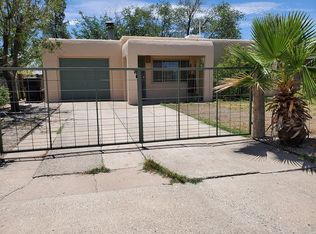 710 Indian Wells Rd, Alamogordo, NM 88310