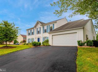 8591 Signal Hill Rd, Manassas, VA 20110