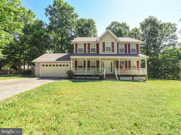 8412 Sailboat Ln, Lusby, MD 20657