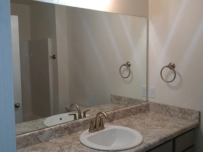 8 Tupelo St #B — Photo 22